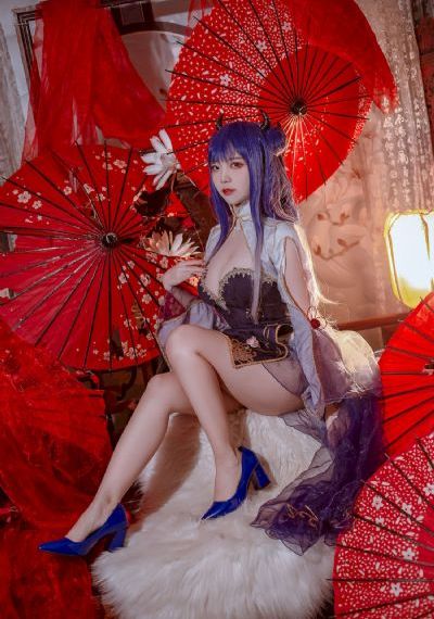 欧美高挑眉毛怎么画_1080迅雷电影在线