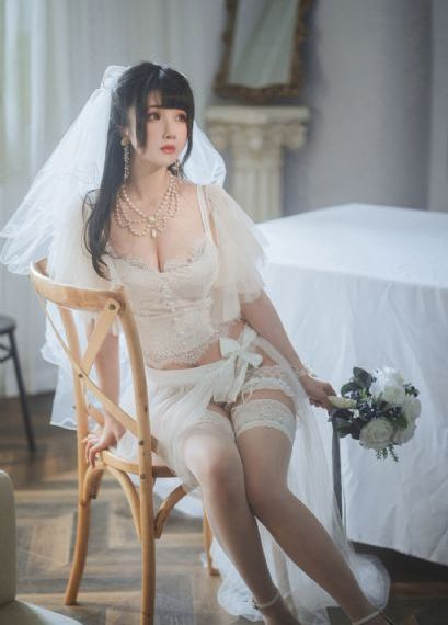 色欲av永久无码精品无码蜜桃_1080P完整视频观看