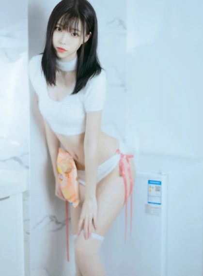 欧美女人pp图_720超清免费观看