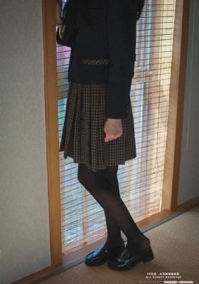 日韩美女秀_720免费全集观看