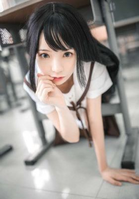 欧美在线国产高清不卡_十万网红美女美酱